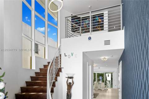 9830 NW 74th Ter, Doral FL - photo 7 of 53