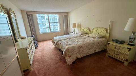 231 174th St 911, Sunny Isles Beach FL - photo 15 of 27