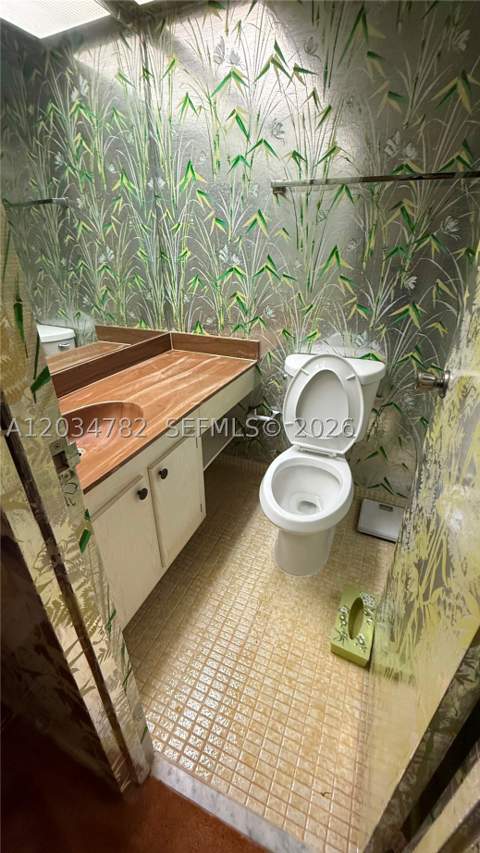 231 174th St 911, Sunny Isles Beach FL - photo 21 of 27