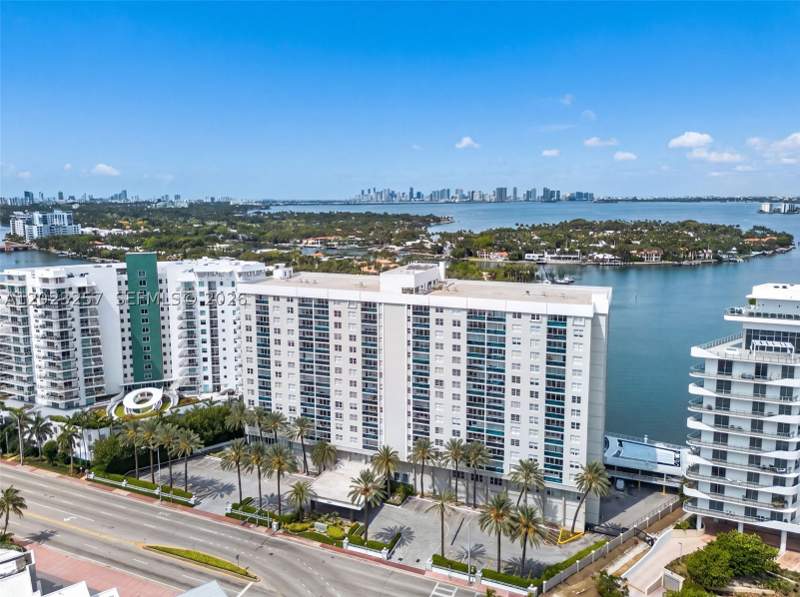 2 bedroom Condominium at 6770 Indian Creek Dr 5D, Aquasol Condo, Miami Beach — photo 2