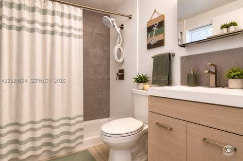 1441 Lincoln Court 417, Miami Beach FL - photo 9 of 18