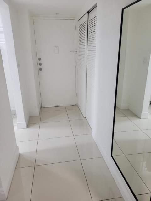 19370 Collins Avenue 623, Sunny Isles Beach FL - photo 7 of 27