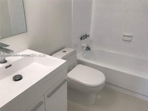 200 178th Dr 702, Sunny Isles Beach FL - photo 11 of 14