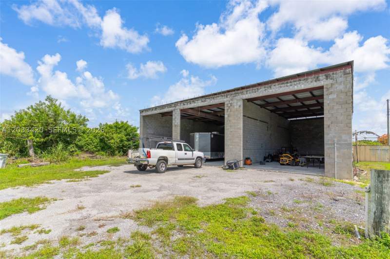 2 bedroom SingleFamilyResidence at 21025 SW 300th St, Redland Compouund, Homestead — photo 3