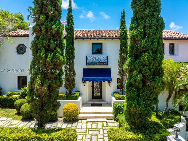 5 bedroom SingleFamilyResidence at 5860 Pine Tree Dr, Beach View Addn, Miami Beach — photo 4