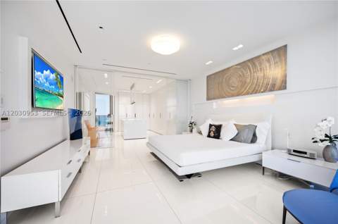 9703 Collins Ave 2000, Bal Harbour FL - photo 17 of 47