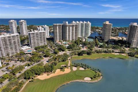 20281 E Country Club Dr 615, Aventura FL - photo 15 of 44