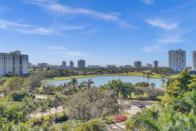 2 bedroom Condominium at 20281 E Country Club Dr 615, Hamptons West Condo, Aventura — photo 2