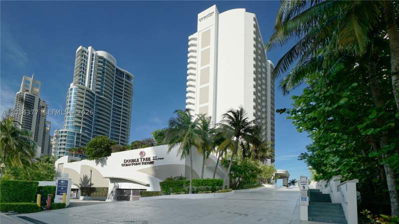 1 bedroom Condominium at 17375 Collins Ave 2304, Ocean Point Beach Club Co, Sunny Isles Beach — photo 2
