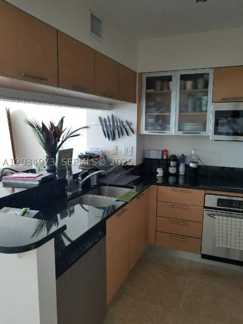 31 SE 5th St 2205, Miami FL - photo 6 of 13
