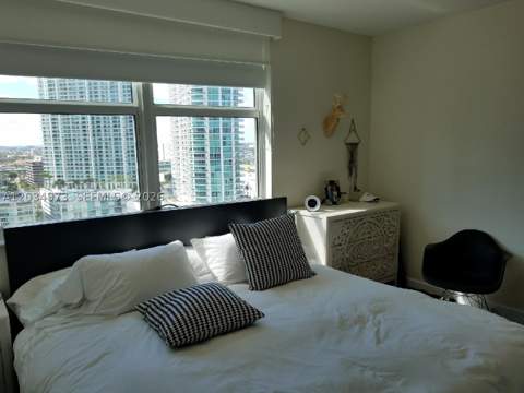 31 SE 5th St 2205, Miami FL - photo 9 of 13