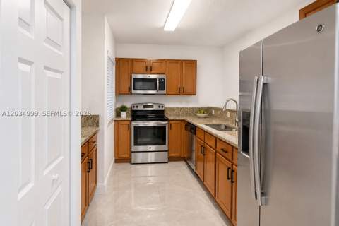 22511 SW 88th Pl 6-24, Cutler Bay FL - photo 6 of 20