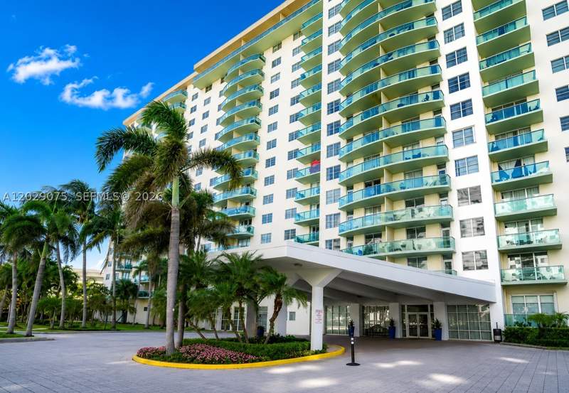 1 bedroom Condominium at 19390 Collins Ave 1419, Oceanview Building A Cond, Sunny Isles Beach — photo 2