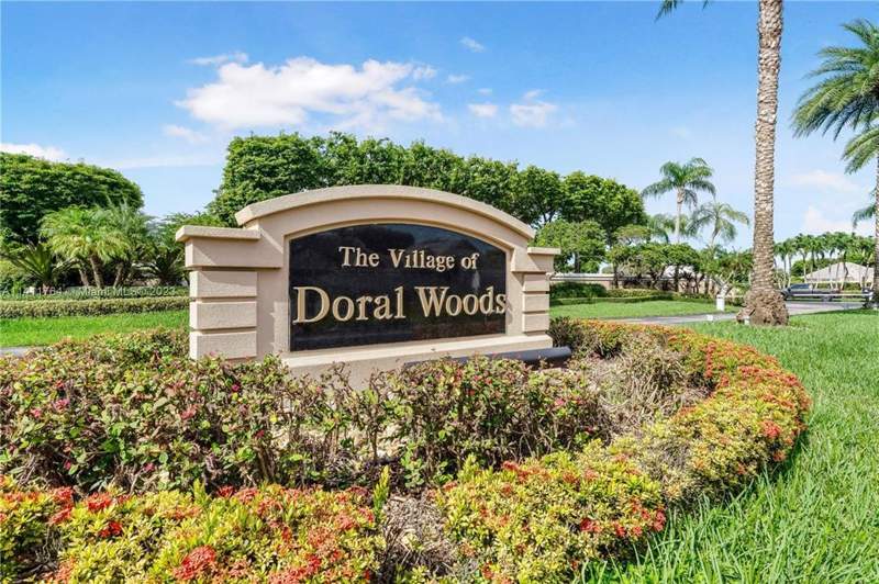 3 bedroom Townhouse at 4825 NW 98th Place, Doral Woods, Doral — photo 3
