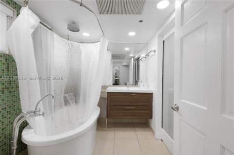 1024 Ocean Dr A402, Miami Beach FL - photo 7 of 32
