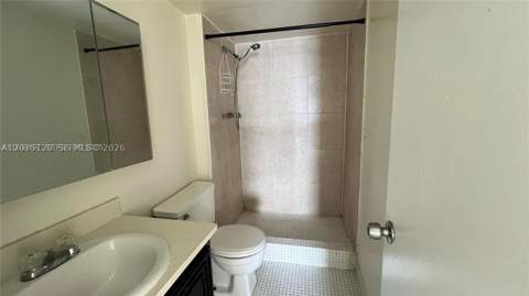 486 NW 165th St Rd B-606, Miami FL - photo 12 of 19