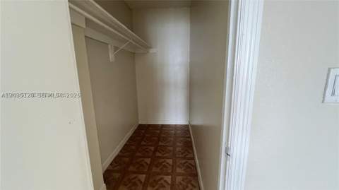 486 NW 165th St Rd B-606, Miami FL - photo 15 of 19