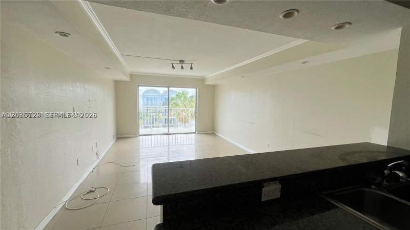 2 bedroom Condominium at 486 NW 165th St Rd B-606, Montecarlo Condo, Miami — photo 4
