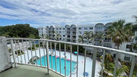 486 NW 165th St Rd B-606, Miami FL - photo 7 of 19