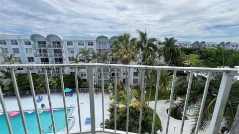 486 NW 165th St Rd B-606, Miami FL - photo 8 of 19