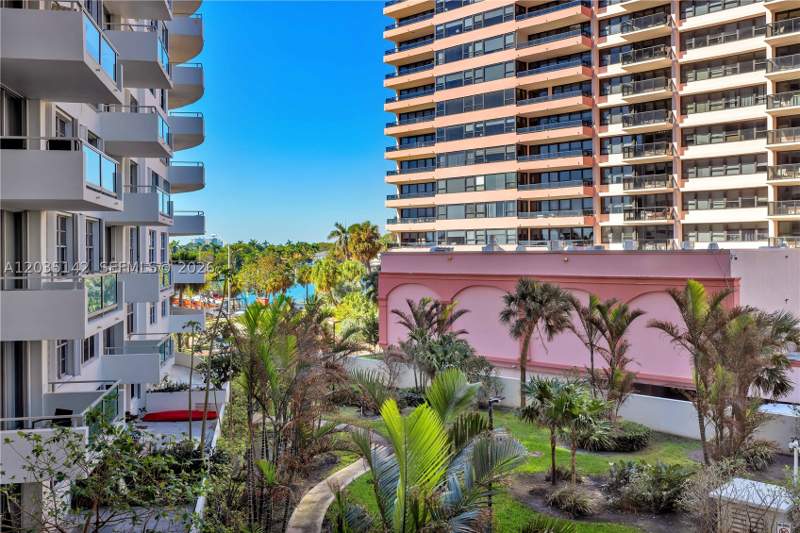 1 bedroom Condominium at 5161 Collins Ave 310, Seacoast 5151 Condo, Miami Beach — photo 4