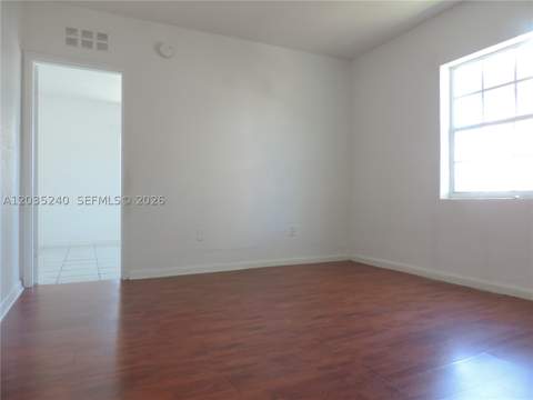 3615 Thomas Ave 11, Miami FL - photo 9 of 15