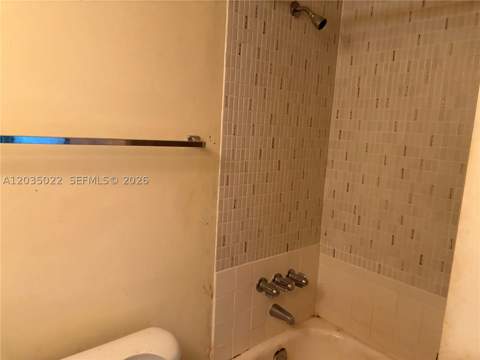 1655 NE 115th St 29B, Miami FL - photo 11 of 15