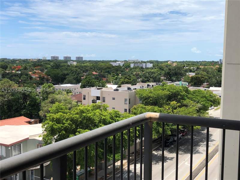2 bedroom Condominium at 1690 SW 27th Ave 803, Coral Pointe Condo, Miami — photo 5