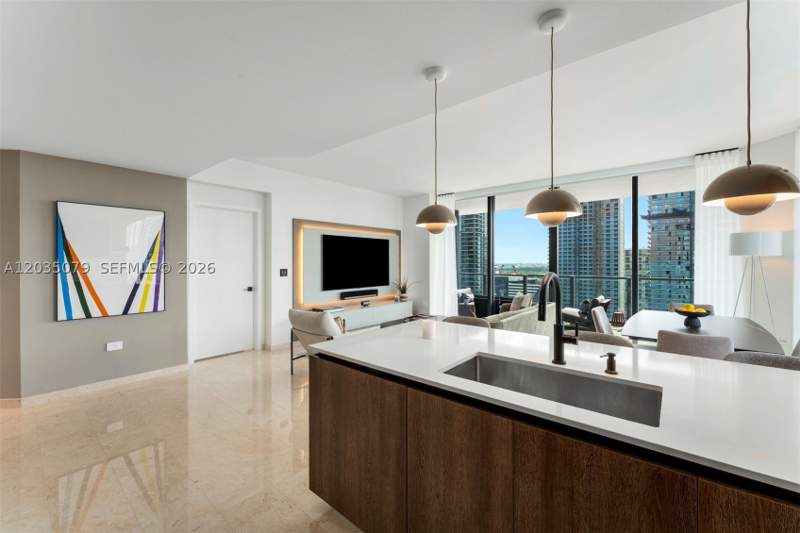 2 bedroom Condominium at 68 SE 6th St 2612, Reach Condo, Miami — photo 3