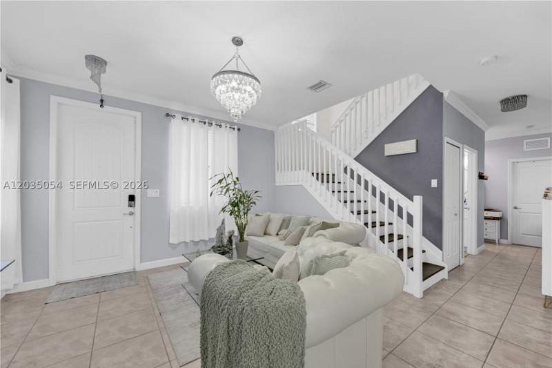 5 bedroom SingleFamilyResidence at 13384 SW 268th Ter, Moody Drive Homes, Homestead — photo 4