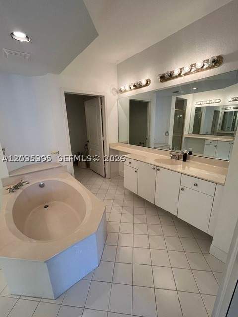 10720 NW 66th St 305, Doral FL - photo 17 of 22