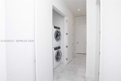 2821 S Bayshore Dr 20D, Miami FL - photo 7 of 29