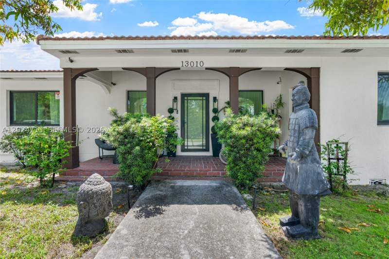 6 bedroom SingleFamilyResidence at 13010 Griffing Blvd, Griffing Biscayne Pk Est, North Miami — photo 3