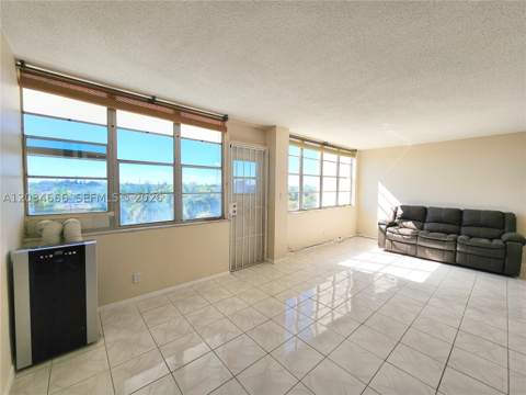 2025 NE 164th St 503, North Miami Beach FL - photo 11 of 27