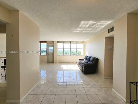 2025 NE 164th St 503, North Miami Beach FL - photo 14 of 27