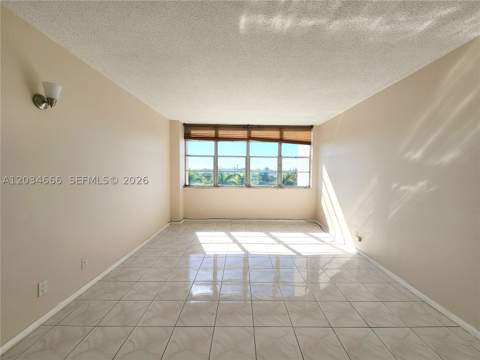 2025 NE 164th St 503, North Miami Beach FL - photo 19 of 27