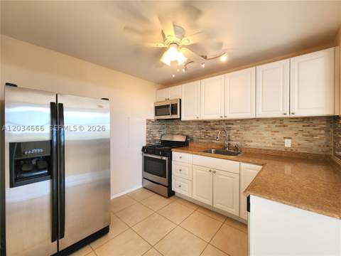 2025 NE 164th St 503, North Miami Beach FL - photo 6 of 27