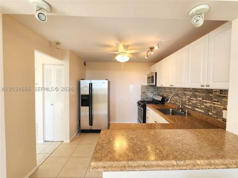 2025 NE 164th St 503, North Miami Beach FL - photo 7 of 27