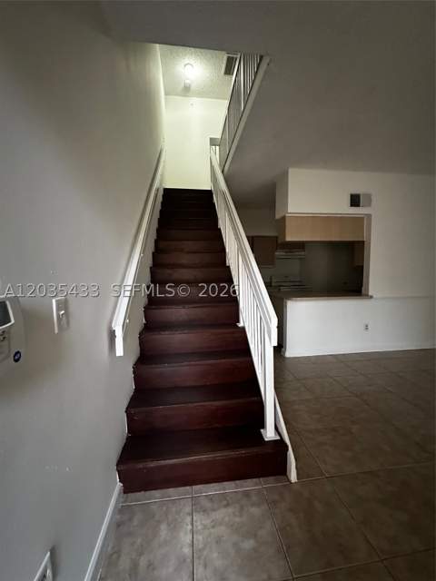 18356 NW 68th Ave K, Hialeah FL - photo 10 of 10