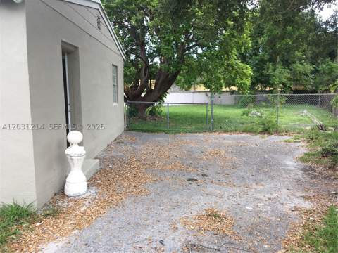 1594 NE 155th Ter, North Miami Beach FL - photo 23 of 23