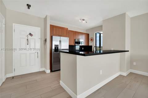 1300 Ponce De Leon Blvd 901, Coral Gables FL - photo 12 of 49