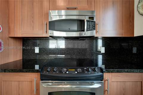 1300 Ponce De Leon Blvd 901, Coral Gables FL - photo 14 of 49