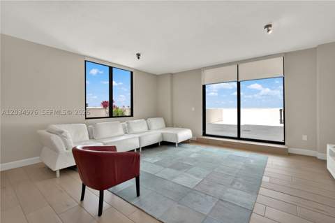 1300 Ponce De Leon Blvd 901, Coral Gables FL - photo 6 of 49