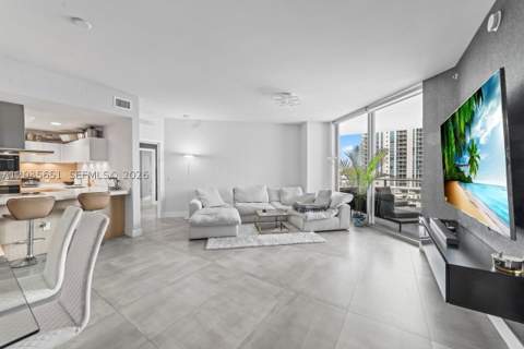 17111 Biscayne Blvd 503, North Miami Beach FL - photo 11 of 24