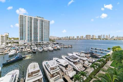 17111 Biscayne Blvd 503, North Miami Beach FL - photo 13 of 24