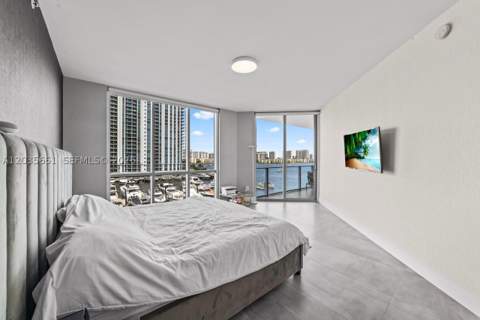17111 Biscayne Blvd 503, North Miami Beach FL - photo 19 of 24