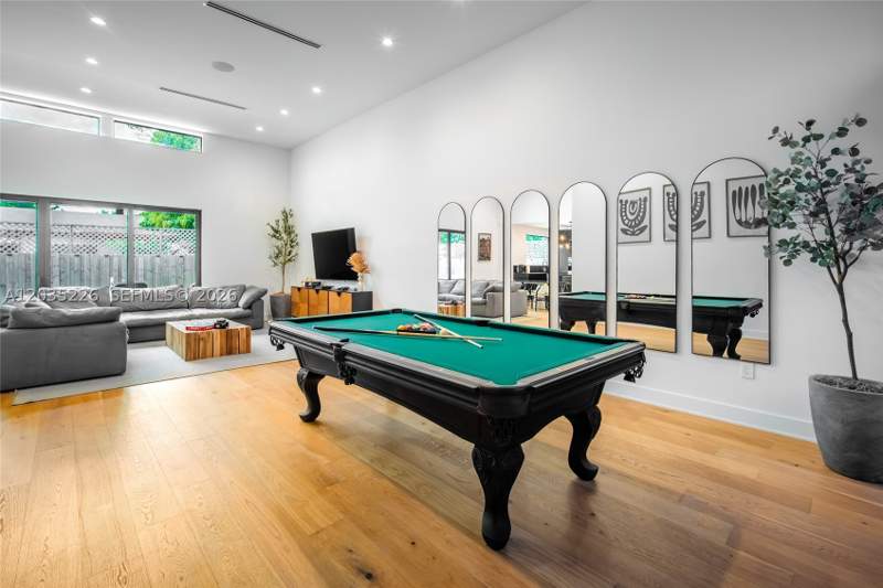 3 bedroom SingleFamilyResidence at 243 NW 42nd St, Columbia Park Corr Pl, Miami — photo 2