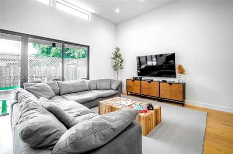 243 NW 42nd St, Miami FL - photo 7 of 75