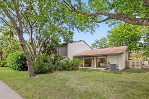 11045 SW 113th Pl, Miami FL - photo 13 of 19
