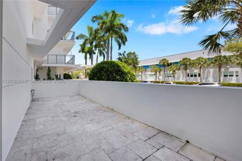 9400 W Bay Harbor Dr 101, Bay Harbor Islands FL - photo 18 of 42